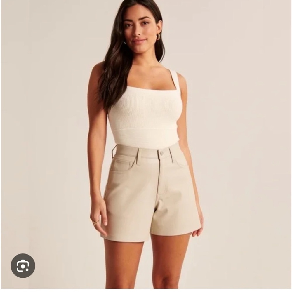 Abercrombie & Fitch the Dad Short High Rise Vegan Leather womens Tan Shorts